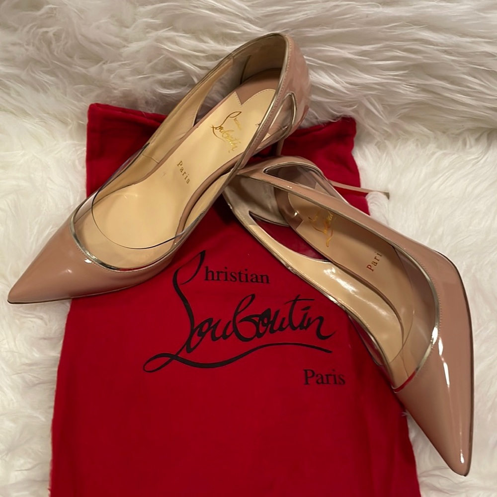 New Christian Louboutin Cosmo 554 85 Nude Patent Leather Pumps w/PVC trim